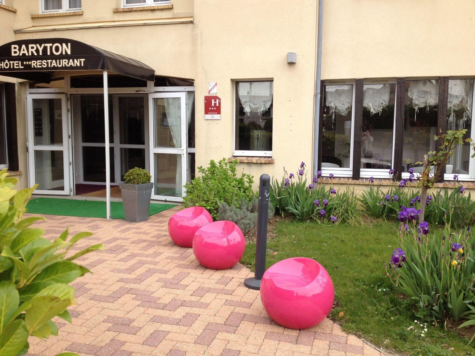 Hotel Restaurant Baryton Saint-Marcel  Buitenkant foto