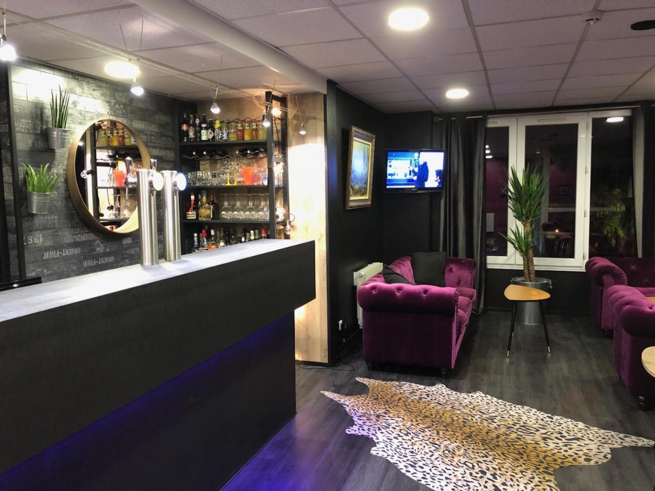 Hotel Restaurant Baryton Saint-Marcel  Buitenkant foto